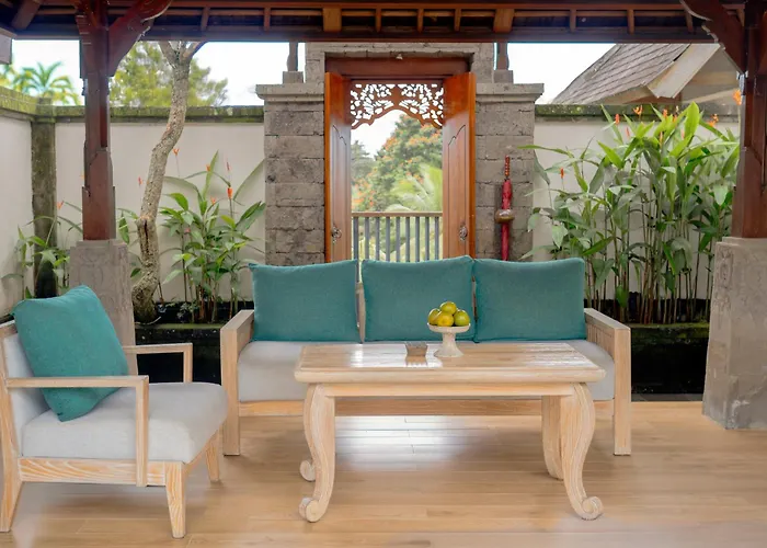 Visesa And Ubud (Bali)